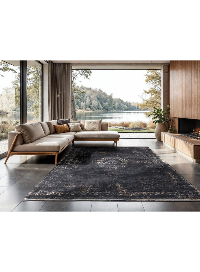 Mineral Black 8263 - Medallion Collection