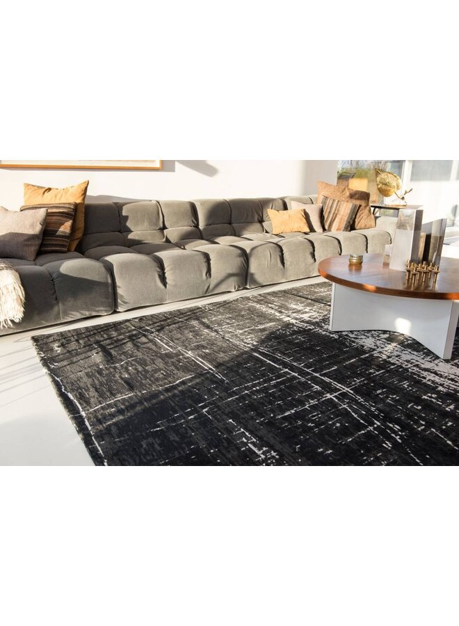 Mad Men - White on Black 8655