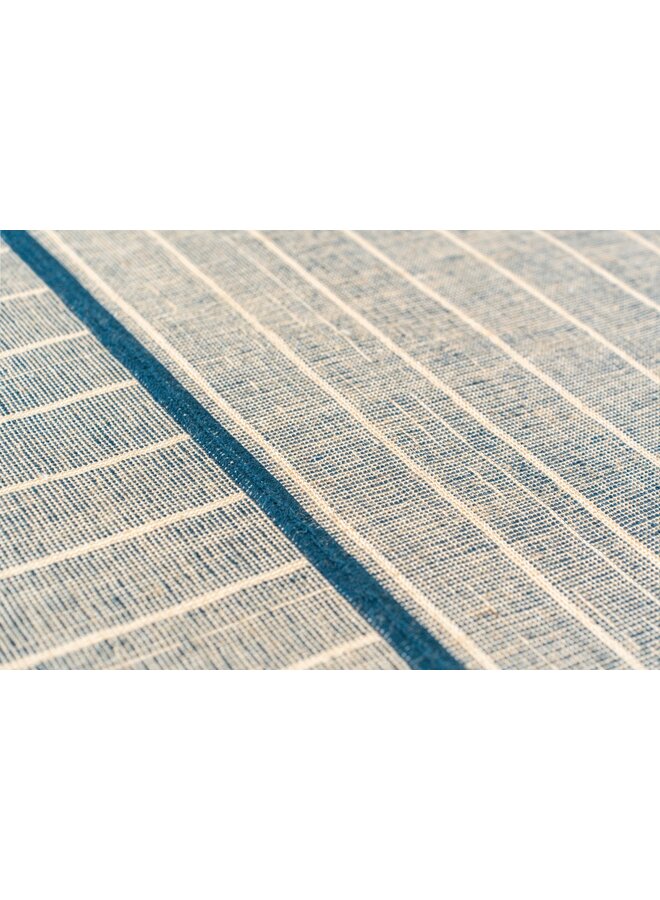 Monochromes Tapestry B - 2582