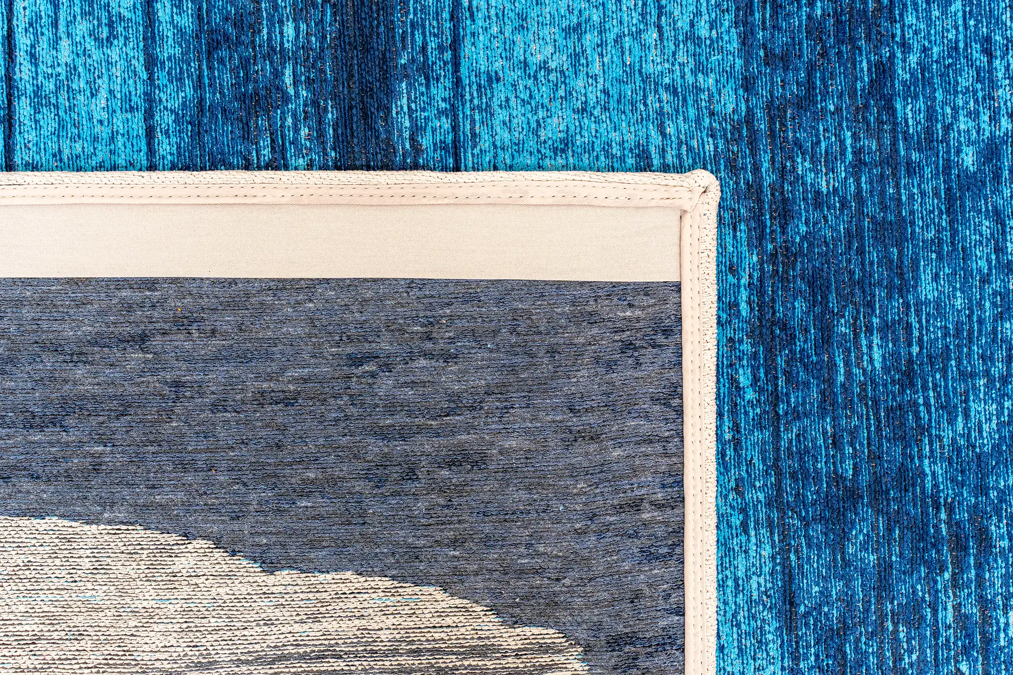 Brush – Divablå – Flatvävd matta – bild 3