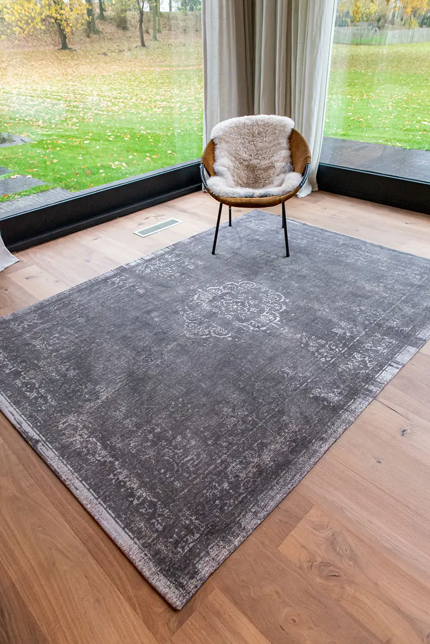 Stone 9148 - Medallion Collection
