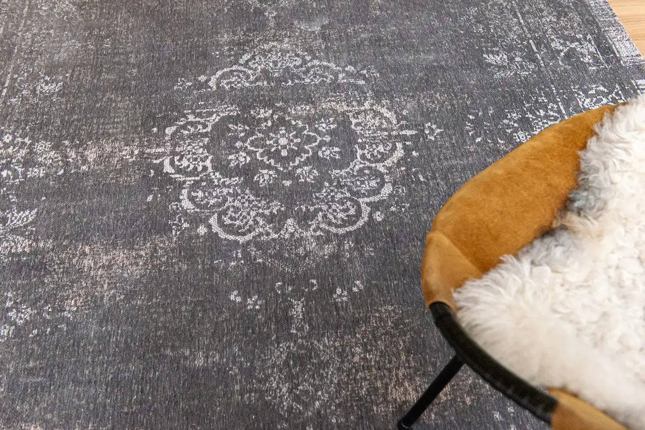 Stone 9148 - Medallion Collection
