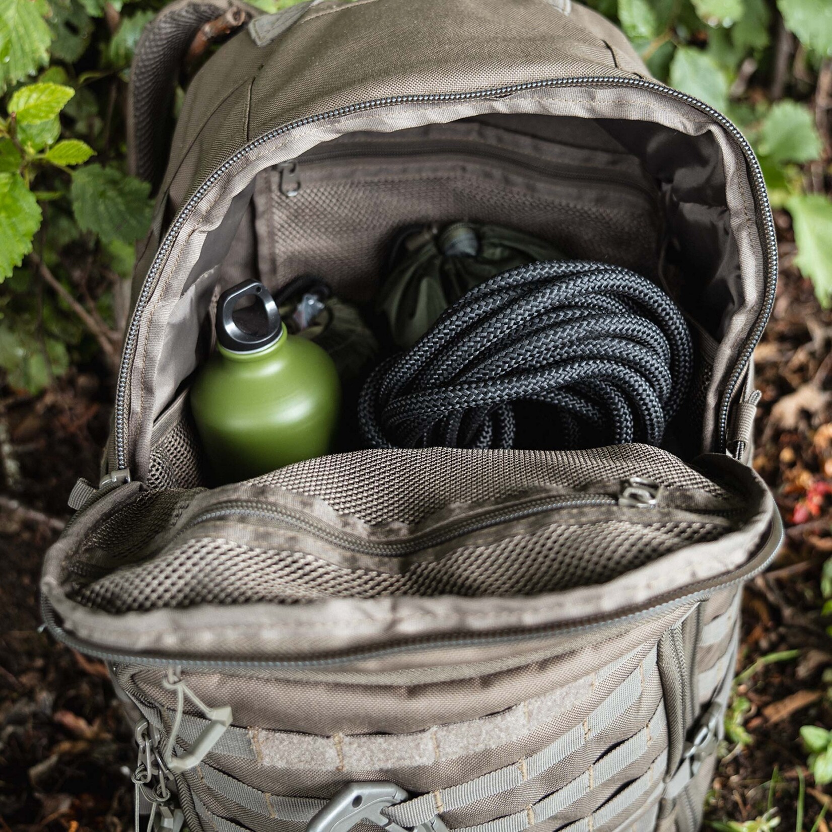 HARRIER full clamshell opening PACK, 25L - Ranger green