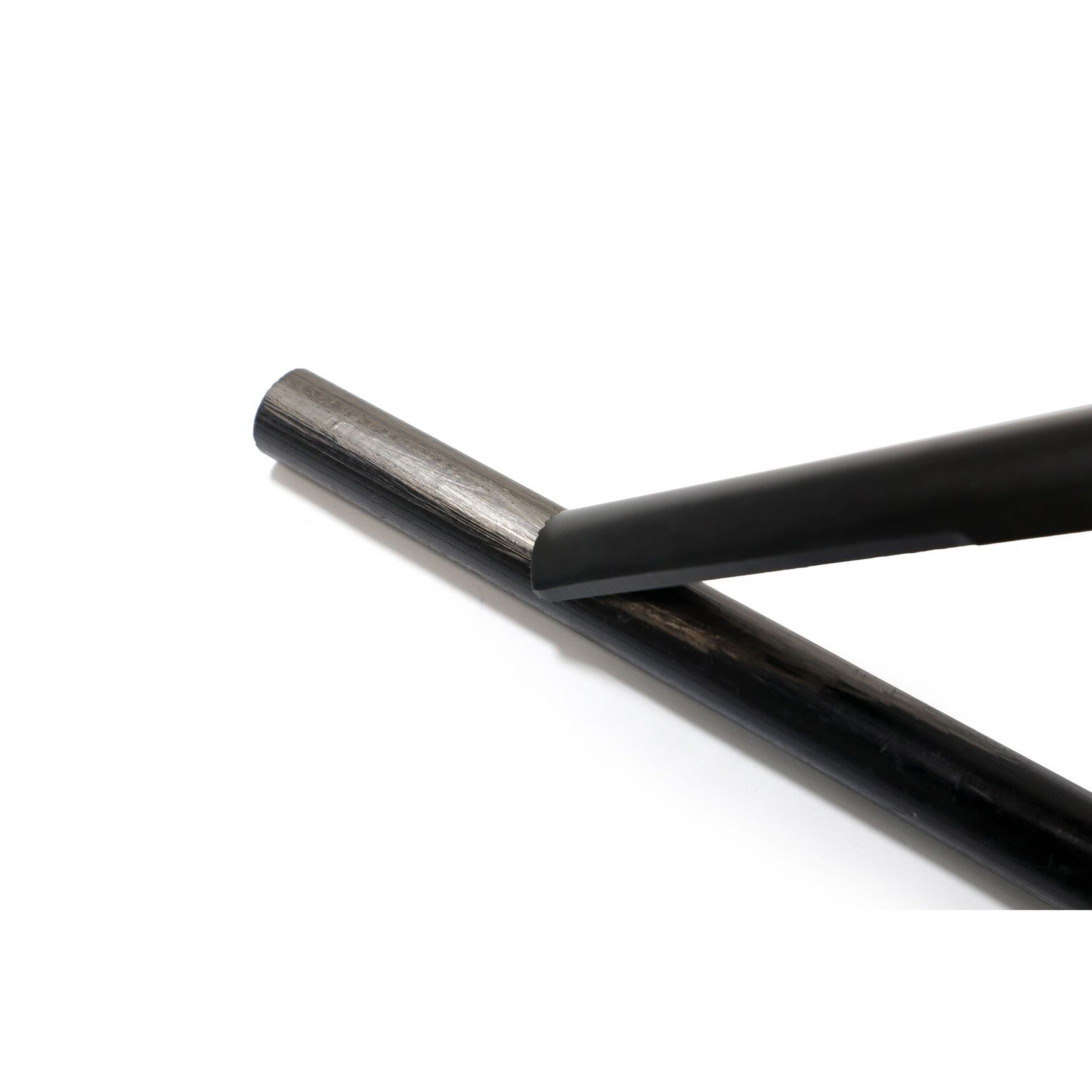 Firesteel staaf (Ø 1,2x15cm) met paracord en striker