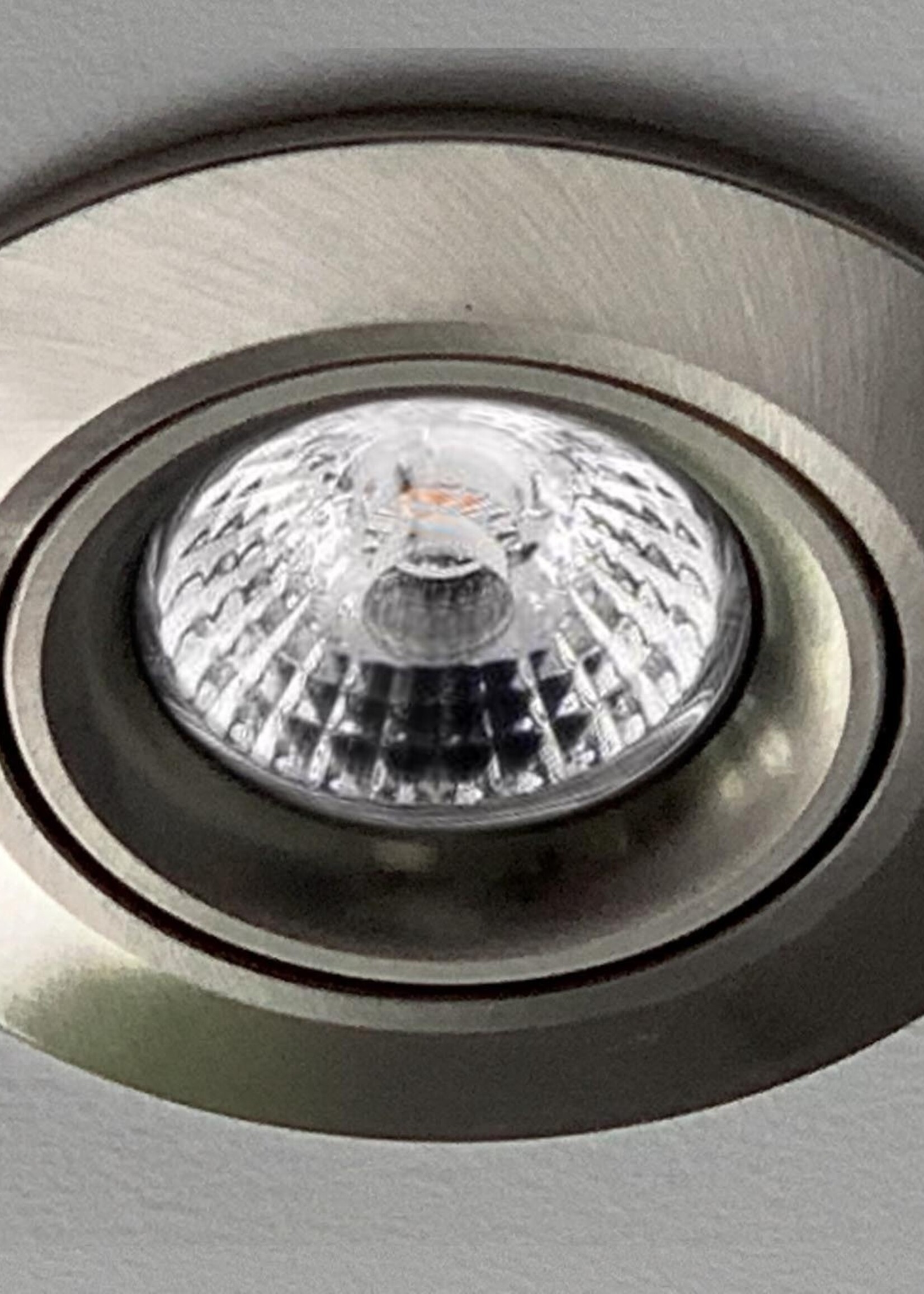 Inbouw LEDspot Parijs, Warm wit licht, dimbaar, 8 Watt, kantelbaar, RVS
