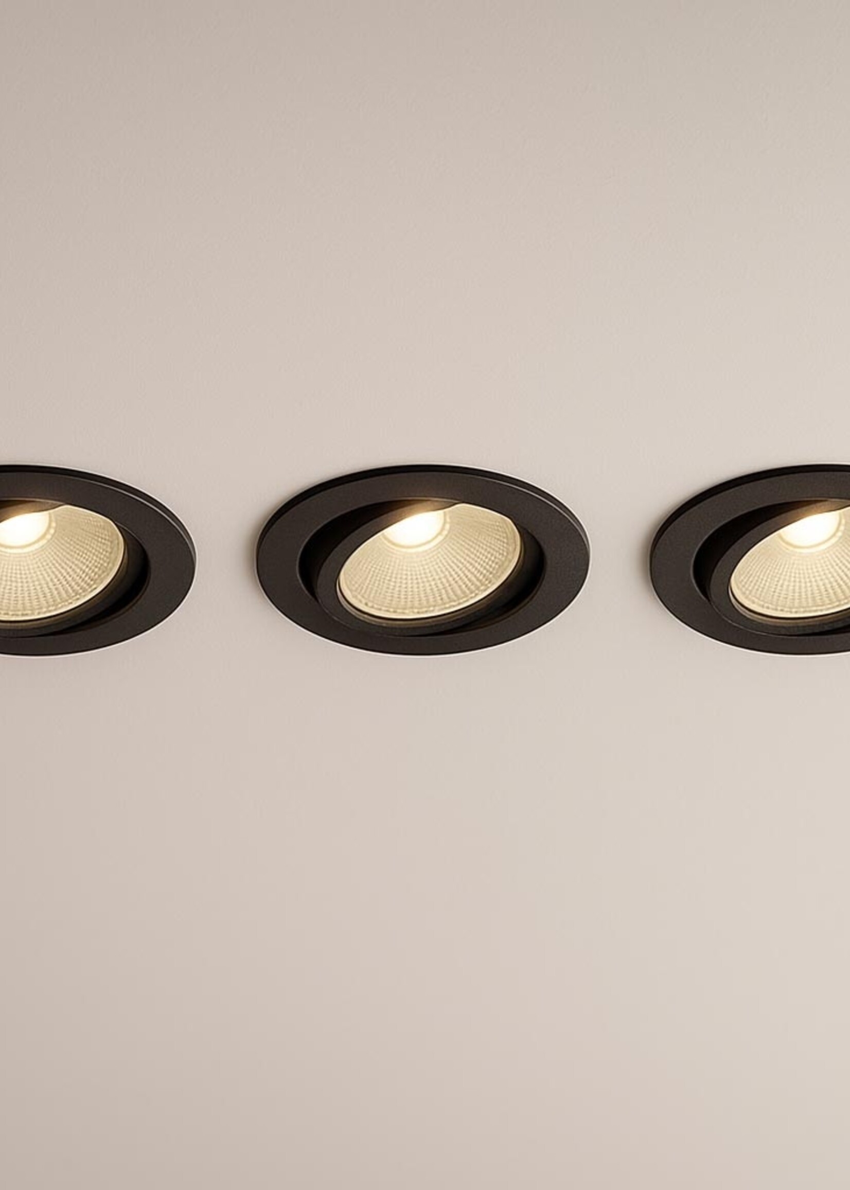 Set van 3 Zwarte Inbouw Ledspot Oslo, 6 Watt, Dimbaar Warm Wit IP44