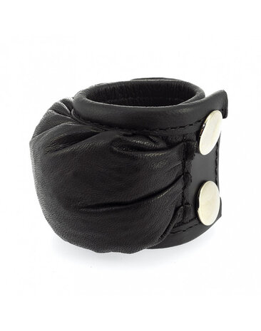 Rimba Bondage Play Étireur de scrotum en cuir Rimba – 450g et 650g | Noir Rimba Bondage Play Étireur de scrotum en cuir Rimba – 450g et 650g | Noir