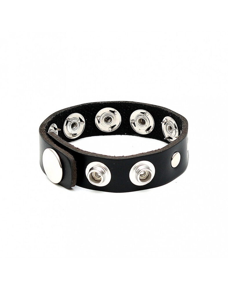 Rimba Bondage Play Bande pénienne en cuir Rimba avec rivets et épines | Ajustable - 3 tailles Rimba Bondage Play Bande pénienne en cuir Rimba avec rivets et épines | Ajustable - 3 tailles