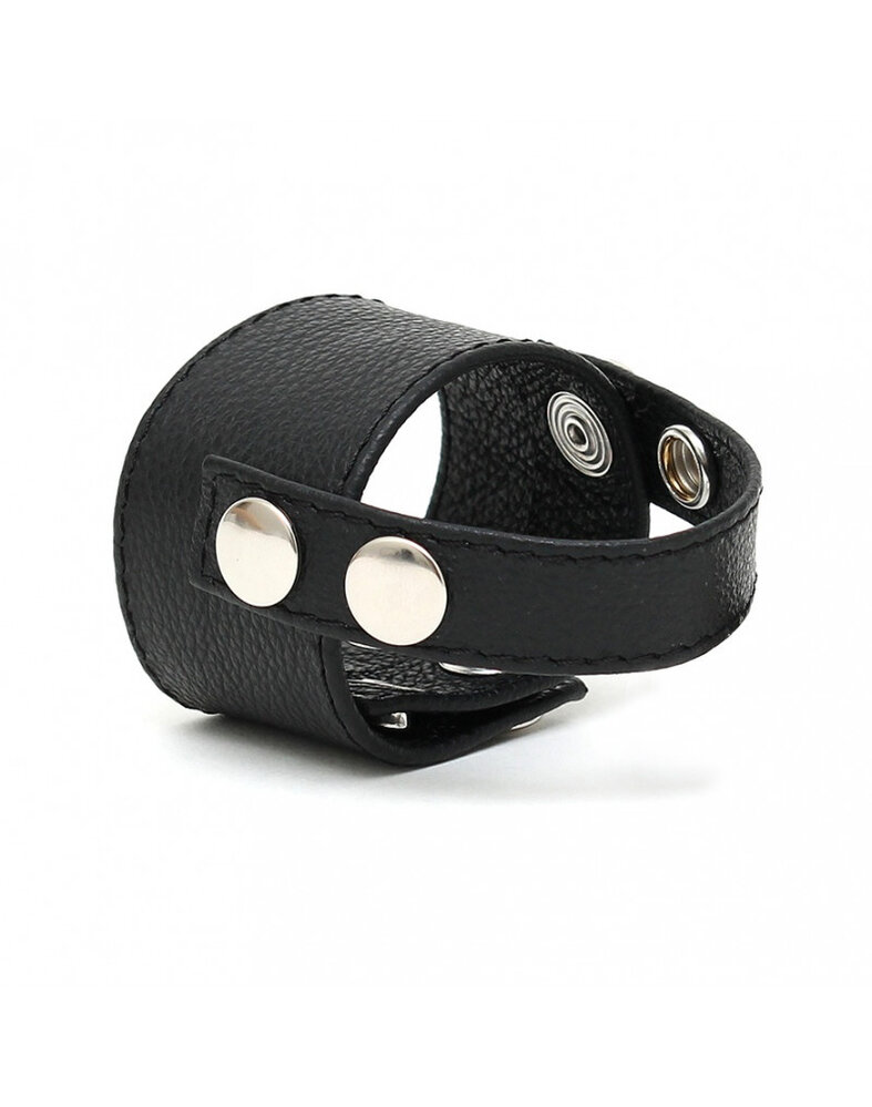 Rimba Bondage Play Leren penis- en scrotumbuis – Verstelbaar met bandjes Rimba Bondage Play Leren penis- en scrotumbuis – Verstelbaar met bandjes