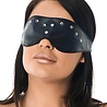 Rimba Bondage Play Oogmasker van nappaleer – Versierd met studs | Verstelbaar en elegant Rimba Bondage Play Oogmasker van nappaleer – Versierd met studs | Verstelbaar en elegant