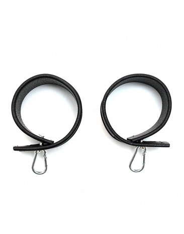 Rimba Bondage Play Poignets en cuir de luxe Rimba - Réglables et avec mousqueton Rimba Bondage Play Poignets en cuir de luxe Rimba - Réglables et avec mousqueton