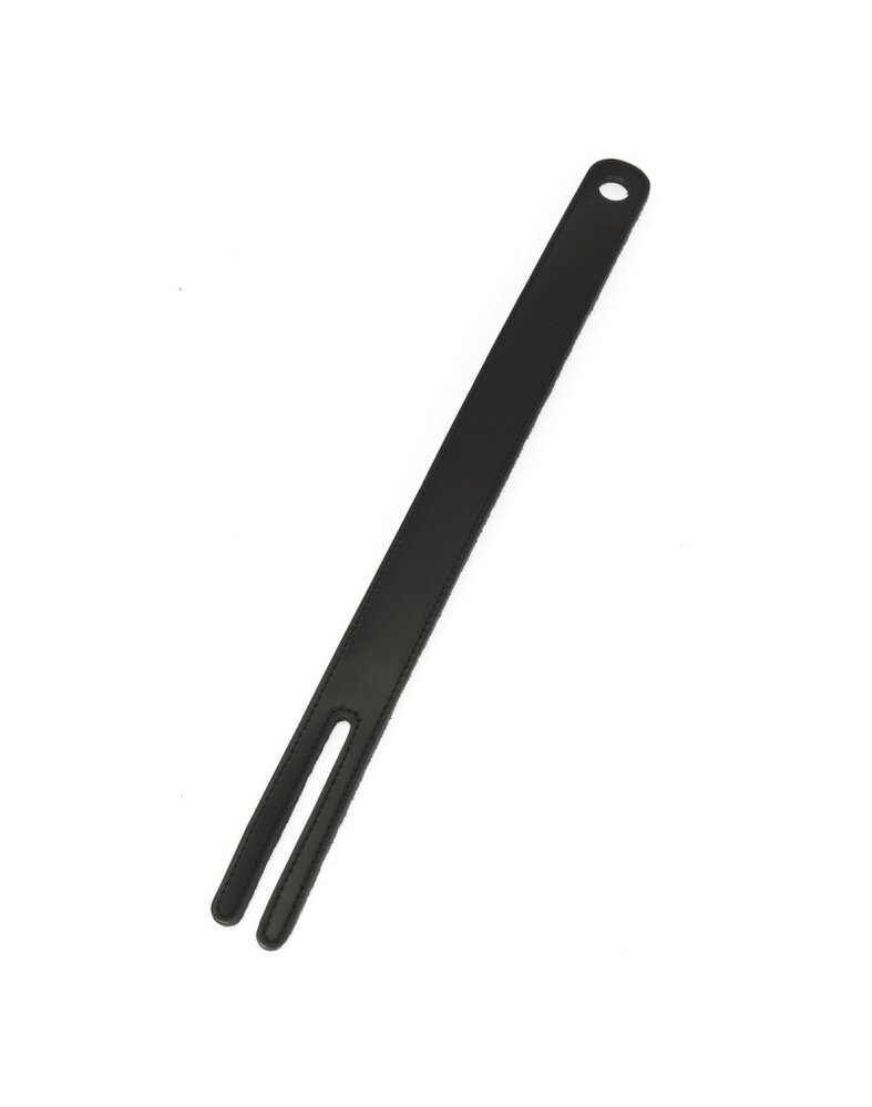 Rimba Bondage Play Rimba – Lederpeitsche mit Metallkern | 40 cm | Schwarz Rimba Bondage Play Rimba – Lederpeitsche mit Metallkern | 40 cm | Schwarz