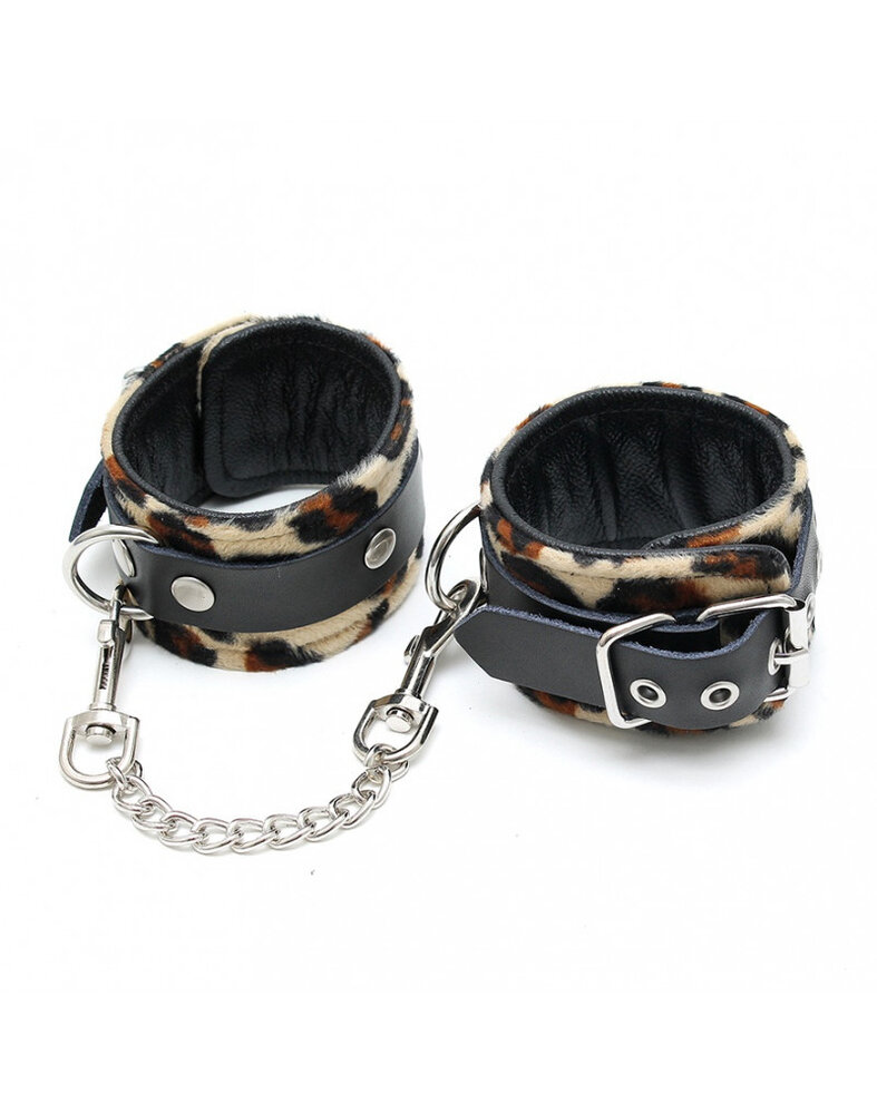 Rimba Bondage Play Rimba ankle cuffs made of leather - adjustable with chain & carabiner Rimba Bondage Play Rimba ankle cuffs made of leather - adjustable with chain & carabiner