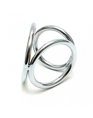 Rimba Bondage Play Driehoekige penis- en ballenring – Metaalachtig genot in de driehoek