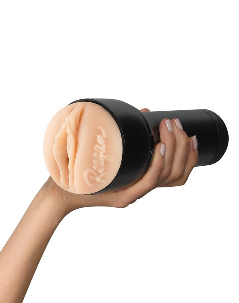 Kiiroo FeelStar Stroker - Reagan Foxx - Taschenmuschi Kiiroo FeelStar Stroker - Reagan Foxx - Taschenmuschi