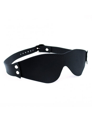 Rimba Latex Play Zwart siliconen masker met verstelbaar ontwerp.