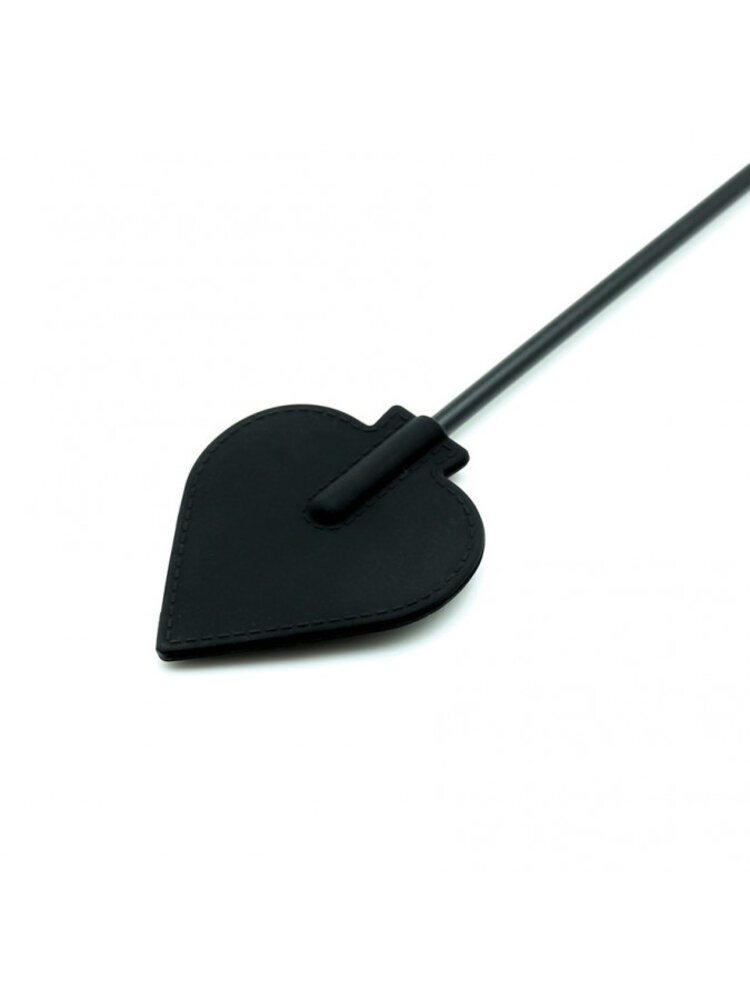 Rimba Latex Play Rimba silicone crop – 42 cm long, black, flexible and lightweight Rimba Latex Play Rimba silicone crop – 42 cm long, black, flexible and lightweight