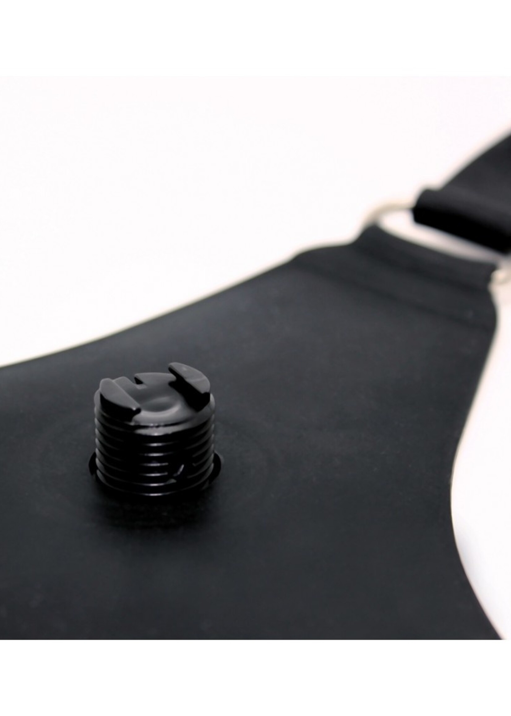 Rimba Latex Play Strap-on dildo set – Verstelbaar harnas met verwisselbare siliconen dildo Ø 5 cm x 20 cm