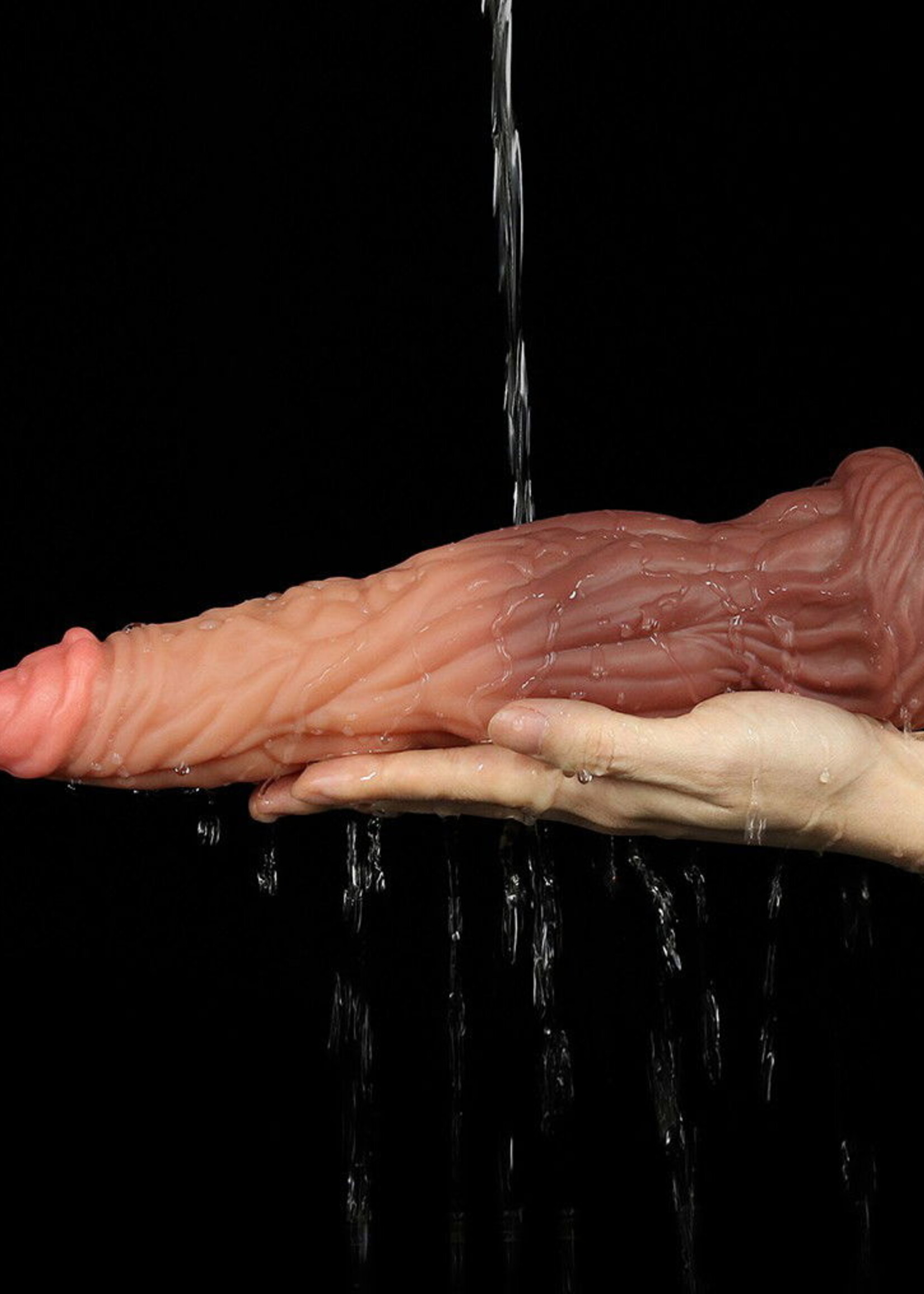 LoveToy Dildo mit Adern - Realistischer Dildo 24,5 cm Ø6,3 cm