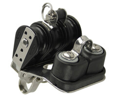 Viadana 22mm Triple Block with Becket and Cleat