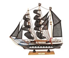 Pirate Ship Model 33cm