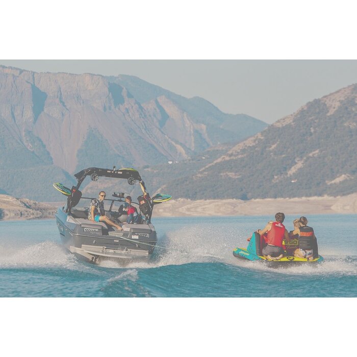 Spinera Let's Go Family 4 Person Towable Tube