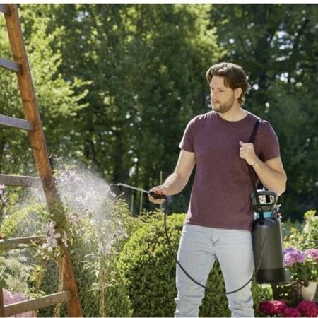 Gardena Pressure Sprayer Comfort 5 lt - Buy quality Pressure Sprayers? Graszaadselect.com