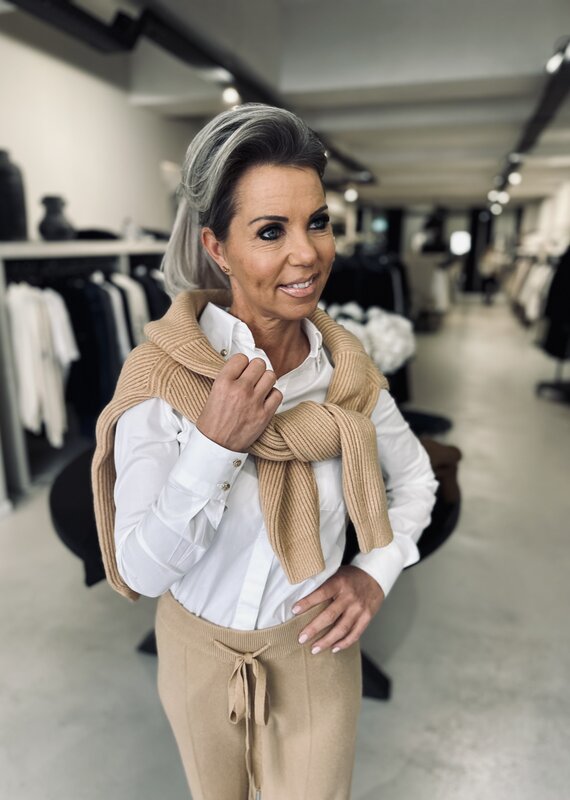 Josh V Charline Off White & Licht Blauw