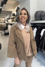 Mouwloze top Saffy Camel