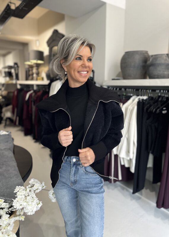 Kiki Jacke in Schwarz