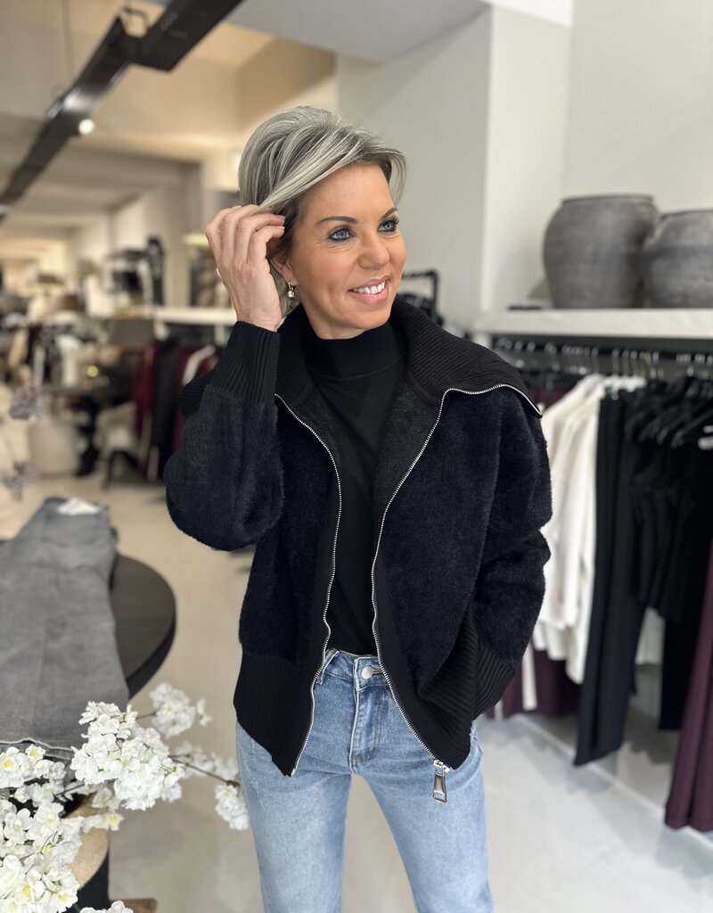 Kiki Jacke in Schwarz