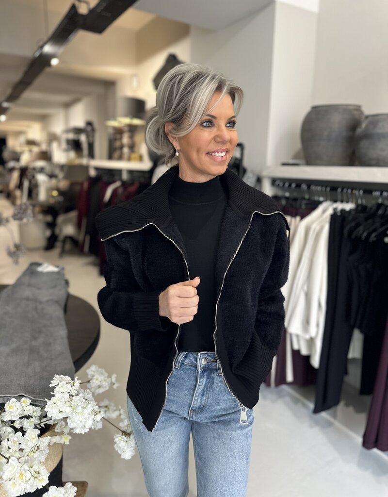 Kiki Jacke in Schwarz