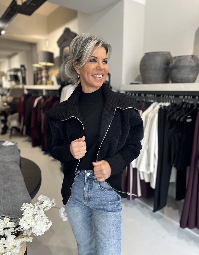 Flo Rollkragenpullover in Schwarz