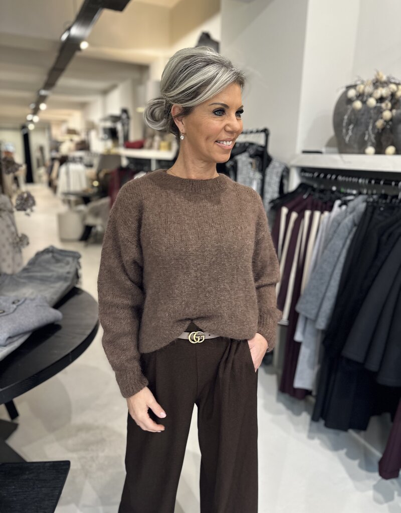 Pull Roos brun
