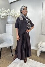 Top Nola brown