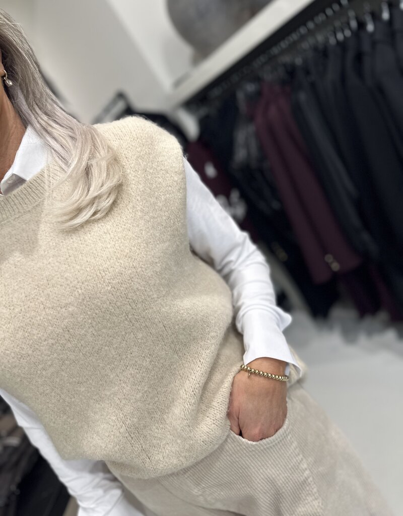 Spencer Lieke beige