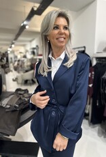 Novi Blaue Bluse