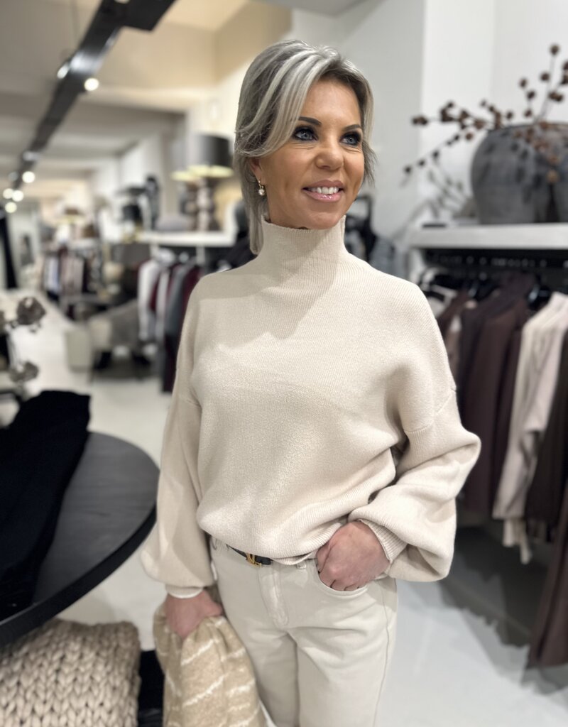 Marta Creme Pullover