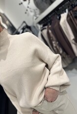 Marta Creme Pullover