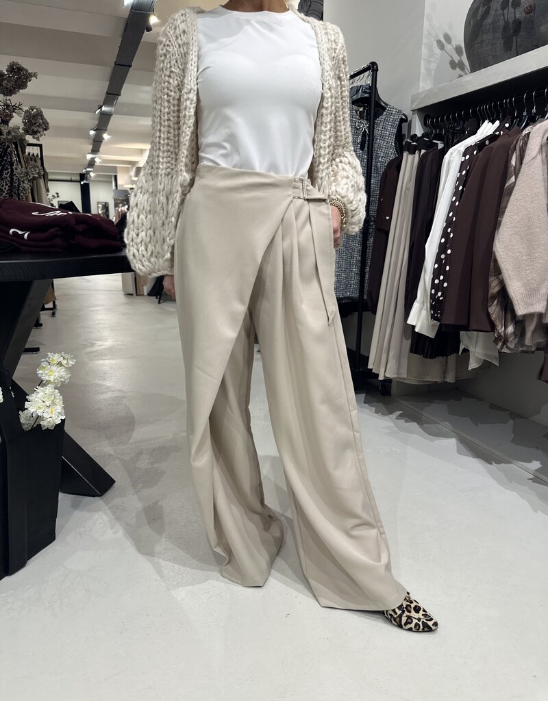 Hose Thea Beige