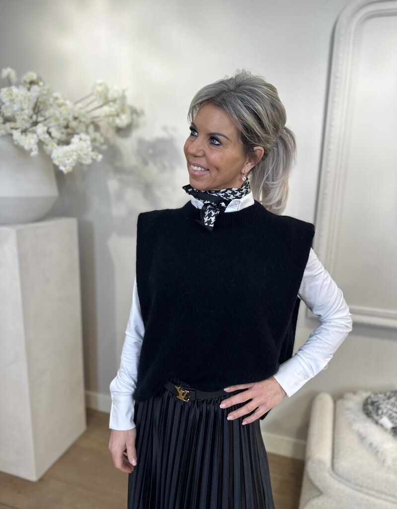 Sleeveless Top Saffy Black