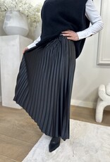 Moniek Skirt Black