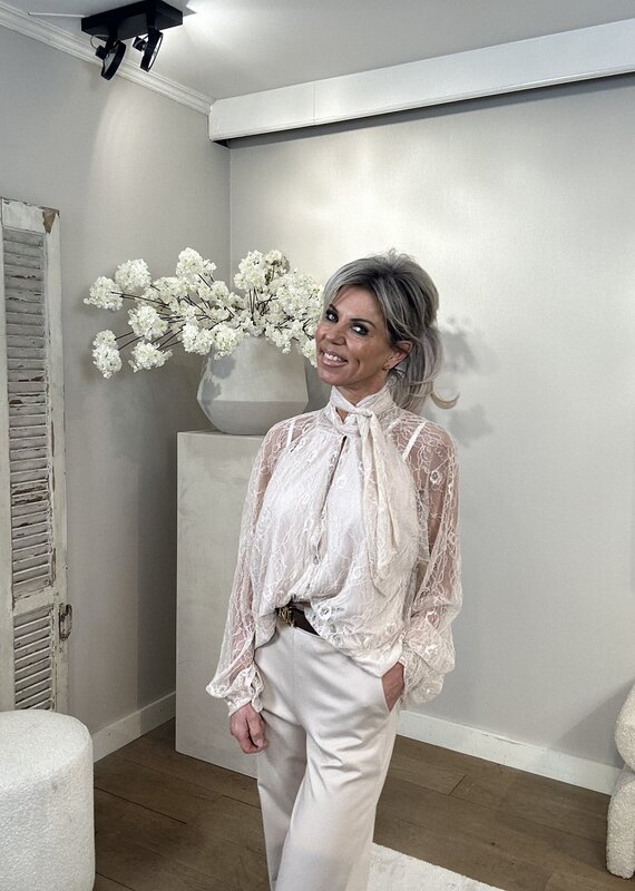 Blouse Cout kant creme