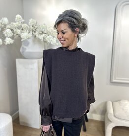 Sleeveless Saffy Top Brown