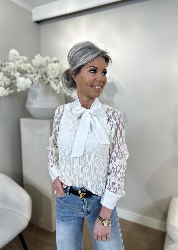 Blouse Kaya off white