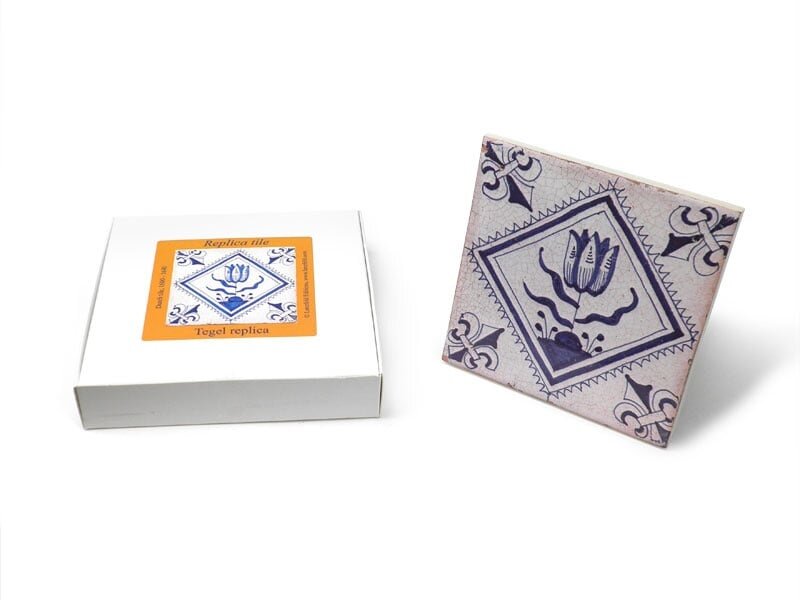 Carrelage réplique, bleu Delft, quadruple tulipe
