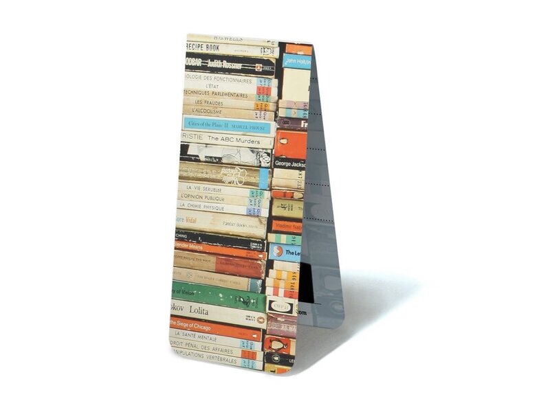 Magnetische Boekenlegger, Stapel boeken