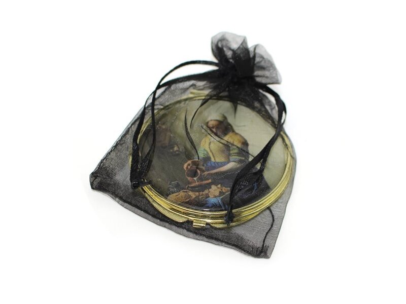 Folding Pocket Mirror W, Vermeer, The Milkmaid