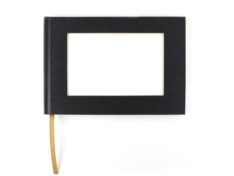 SCHWARZES Notizbuch mit Einschub für Postkarten, horizontal