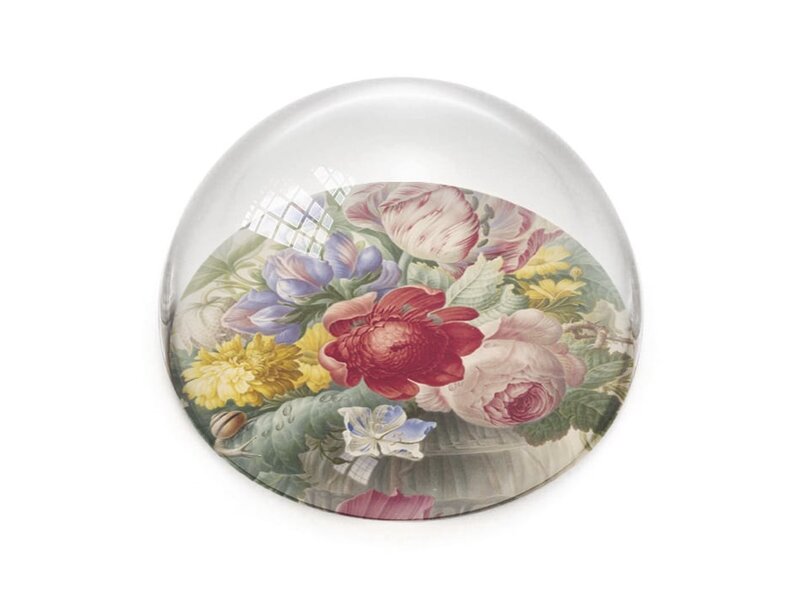Presse-papiers convexe en verre, Nature morte aux fleurs Henstenbugh